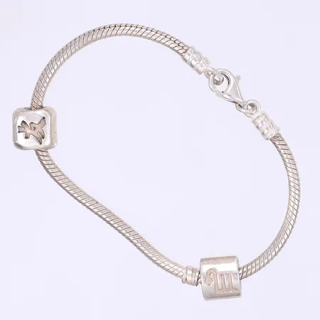 Armband ormlänk med berlocker kinesiska tecken längd 18cm bredd 3-10mm silver 925/1000 Vikt: 17,9 g