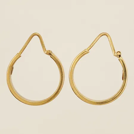 Ett par örhängen Ø18mm 18K Vikt: 3,6 g