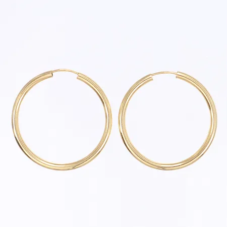 Ett par örhängen creoler Ø30mm 18K Vikt: 2,5 g