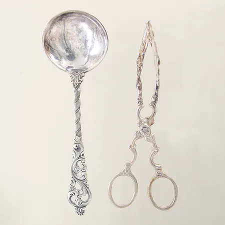 Diverse silverbestick olika modeller silver 830/1000 Vikt: 49,8 g