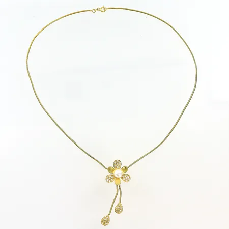 Collier längd 46cm, bredd 1,5-58mm, vita stenar odlad sötvattenspärla, 14K Vikt: 8,9 g