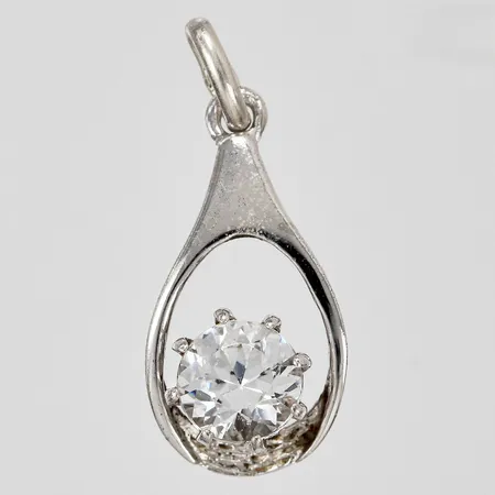 Hänge med vit sten längd: ca 2,5cm bredd: ca 2-10mm silver 830/1000 Vikt: 1,2 g