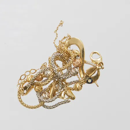 Diverse guld trasigt syntetiska stenar 14K Vikt: 6,8 g