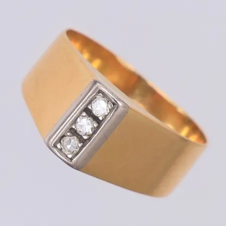 Ring diamanter 0,10ctv stl:16¾ Pettersson eft år 1966, 18K Vikt: 3 g