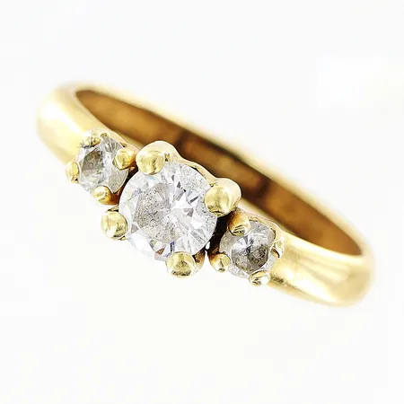 Ring stenar stl:17 bredd 2,7mm, 18K. Vikt: 1,2 g