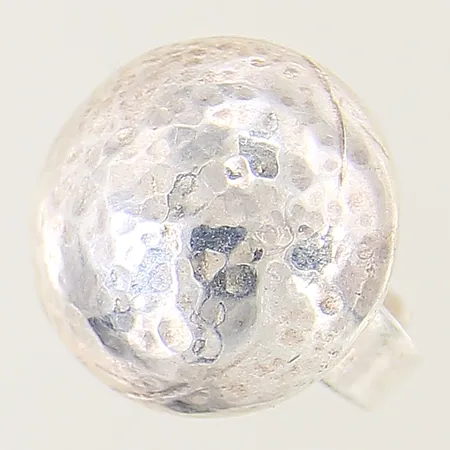 Ring hamrad dekor justerbar storlek bredd 5mm silver 925/1000 Vikt: 5,5 g