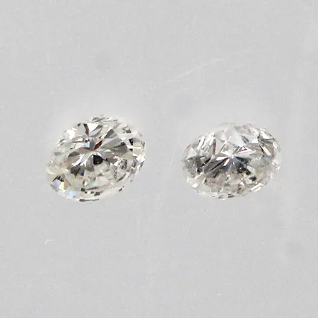 Lösa diamanter ca 2 x 0,10ct TW-W/Si-P
