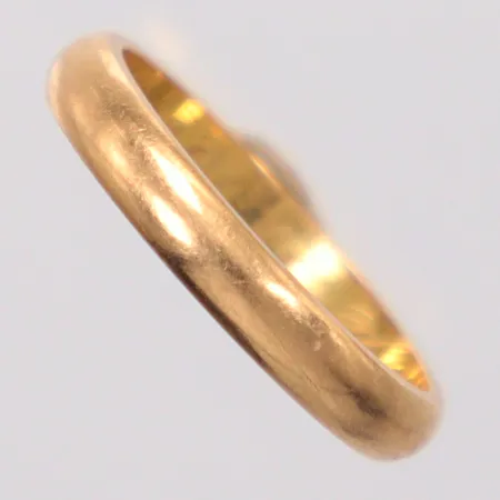 Ring slät stl. 16½, gravyr, 18K Vikt: 3,2 g
