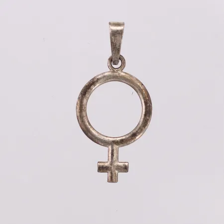 Hänge kvinnosymbol längd ca 30mm, bred ca 15mm, 925/1000 silver Vikt: 0,9 g