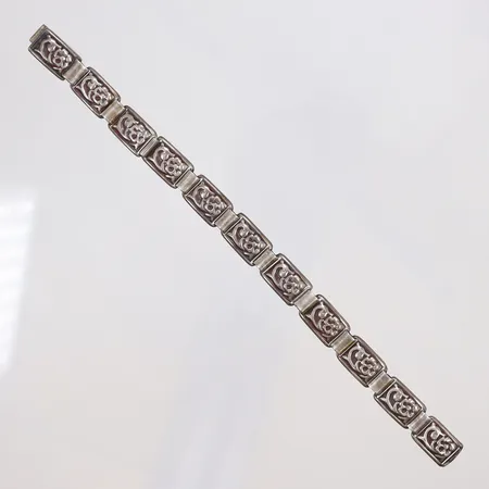 Armband, längd 18,5cm, bredd 10mm, silver Vikt: 12,7 g