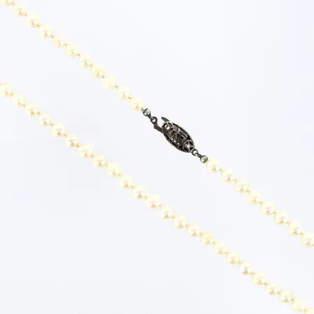 Pärlcollier, längd ca 48cm, bredd 5mm, silverlås 925/1000 Bruttovikt: 19,7g Vikt: 0 g