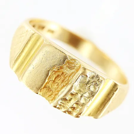 Klackring stl:21 bredd 3-9mm, 18K Vikt: 6,8 g