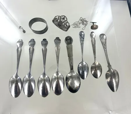 Div silver även defekt silver Vikt: 222,2 g