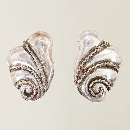 Örhängen snäckdekor 27x19mm clips silver 925/1000 Vikt: 10,3 g
