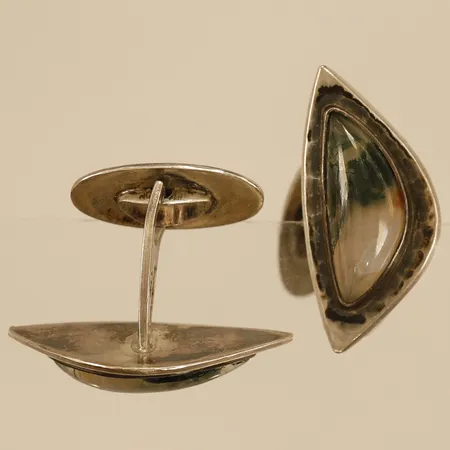 Manschettknappar med halvädelsten 28x13 år 1958 silver 830/1000 Vikt: 10,9 g