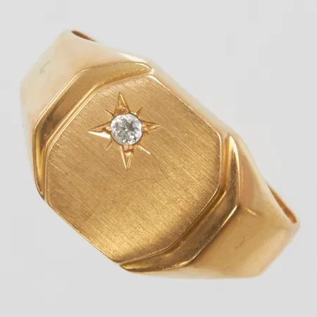Klackring med vit sten stl:18½, bredd: 3,2-11,1mm, 18K Vikt: 3 g