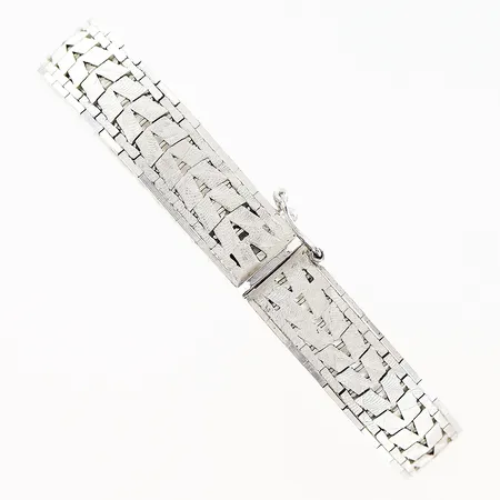 Armband längd 18,6cm bredd 10mm silver 835/1000.  Vikt: 21,7 g