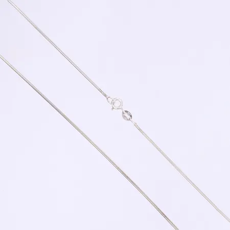 Halskedja ormlänk längd 43cm bredd 1mm silver 925/1000 Vikt: 3,9 g