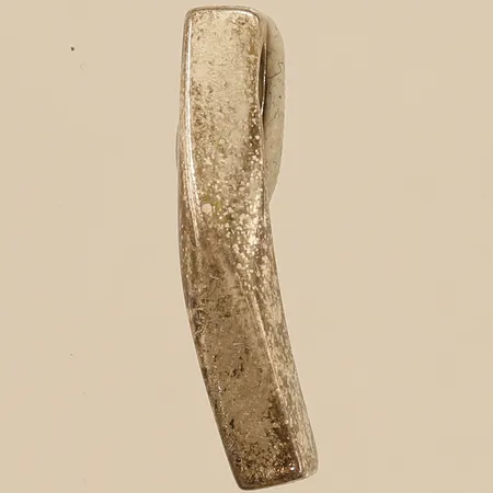 Hänge länge 22,5mm bredd 5,1mm GHA silver 925/1000 Vikt: 2,9 g