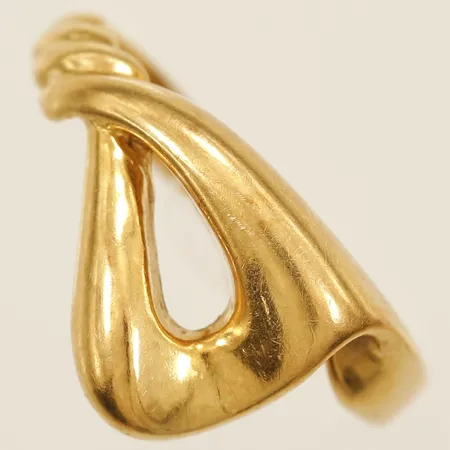 Ring stl:18¼ bredd 2,9mm 18K Vikt: 4,6 g
