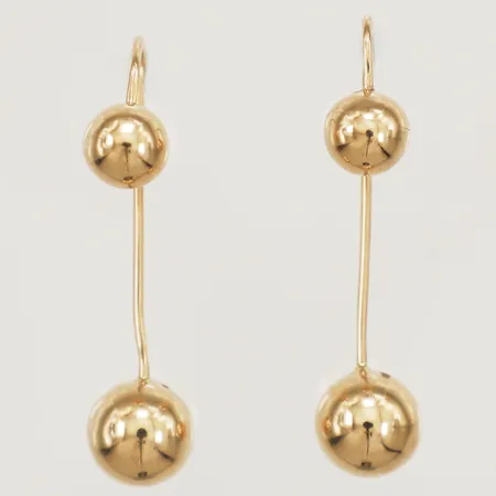 Örhängen längd ca 4cm bredd 9,9mm, smärre bucklor, ostämplat 14K Vikt: 3,6 g
