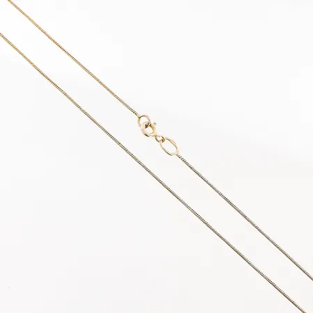 Kedja ormlänk längd 56,5cm, bredd 1mm, smärre skevheter, 14K  Vikt: 3,4 g