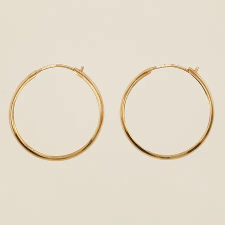 Ett par örhängen Ø18mm 14K Vikt: 0,8 g