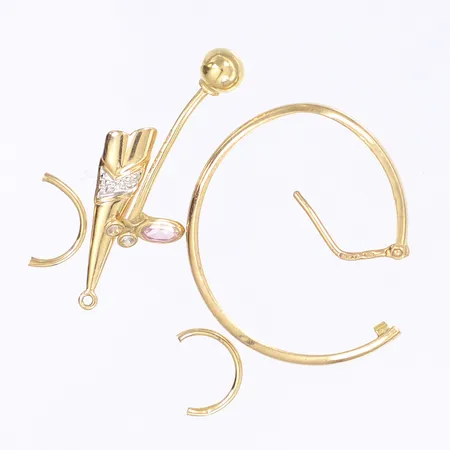 Diverse defekt guld 18K Vikt: 2,6 g