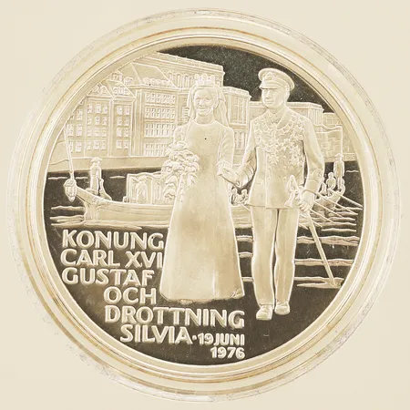 Minnesmynt Kungariket Sverige Ø35mm Konung Carl XVI Gustaf Och Drottning Silvia 19 juni 1976 plastetui silver 925/1000 Vikt: 25,9 g