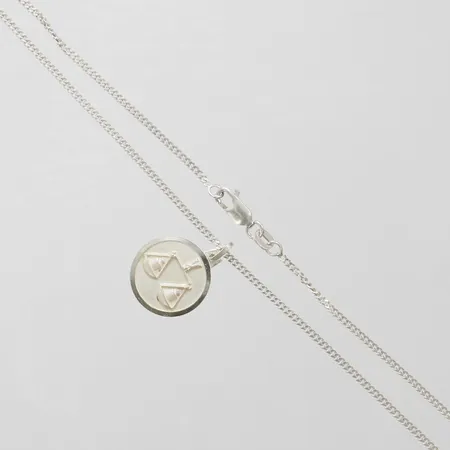 Kedja pansar längd ca 39,5cm, bredd 1,5-22mm, 925/1000 silver Vikt: 4,8 g
