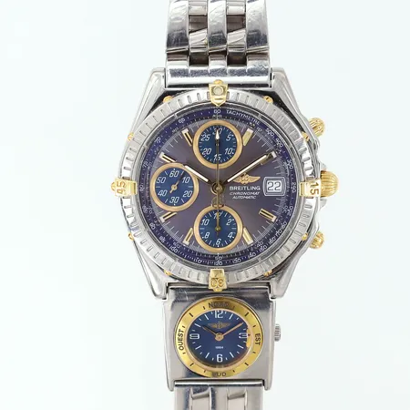 Herrur Breitling Chronomat stål/guld automatisk Ø39mm ref: B13050.1 serie-nr: 218369 kronograf datum safirglas guldraider UTC modul stål/guld ref: B61172, serie-nr: 1413 behov av batteribyte pilotlänk repor inga tillbehör.