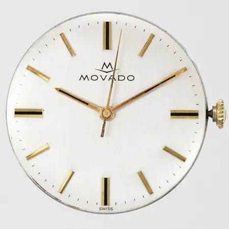 Urverk Movado manuell Ø ca 31mm metall fungerar men behov av service inga tillbehör Vikt: 0 g