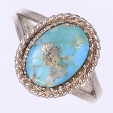 Ring med grönturkose sten stl 17½ tilltryckt skena silver 925/1000 Vikt: 7 g