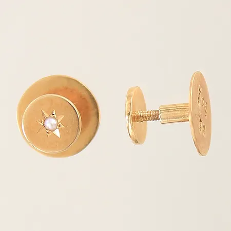 Skjortknappar med orientaliska pärlor Ø8,4mm 18K Vikt: 4,4 g