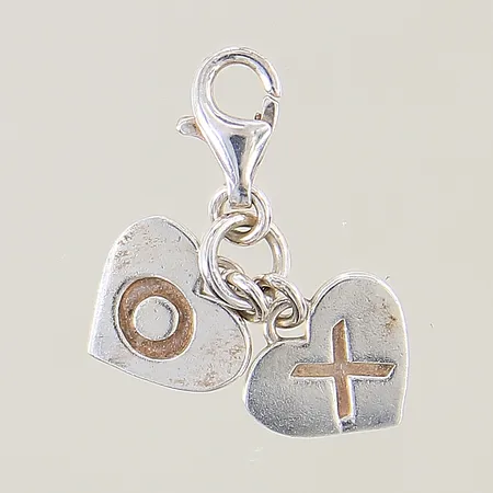 Berlock hjärtan Thomas Sabo, 25x10,7mm, silver 925/1000 Vikt: 2 g