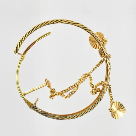 Diverse defekt guld, 18K. Vikt: 1,9 g