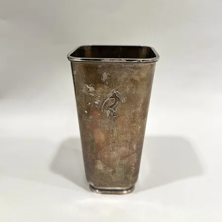 Pokal/vas Maraboupokalen längd 15,5cm bredd 7,2-4,5cm Atelier Borgila, gravyr 925/1000 Vikt: 394,3 g