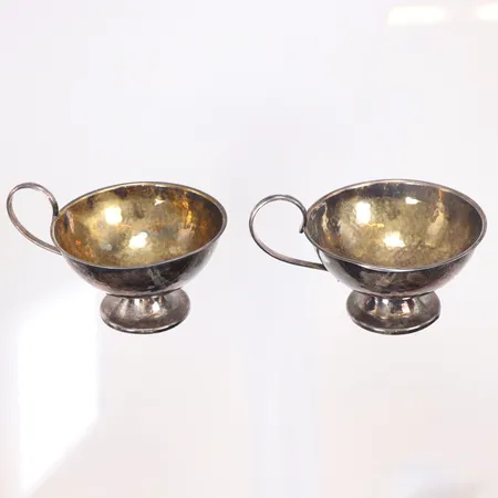 2 Punsch koppar, höjd 4cm, Ø59mm, 830/1000 silver Vikt: 63,2 g
