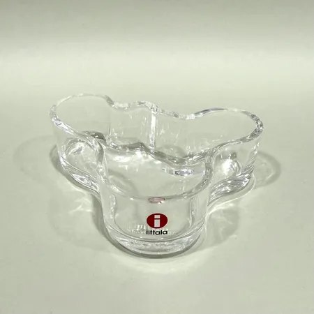 Skål Savoy Alvar Aalto för Iittala höjd 3cm bredd 9,5cm klarglas etikettmärkt Skickas med paket.