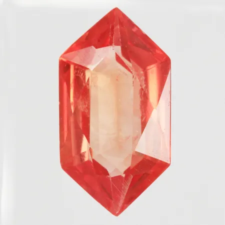 Lös sten safir ca 1 x 4,44ct syntetisk