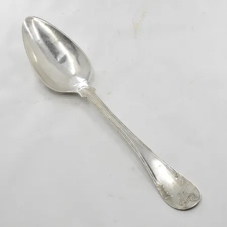 Bordssked fransk modell längd 21½cm, IMC, tillverkad X4/1852, sprucket skedblad, silver. Vikt: 45,4 g