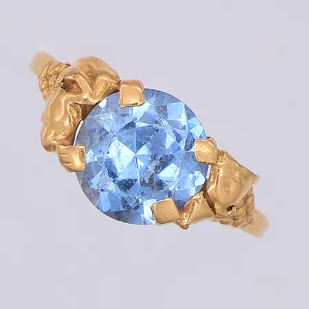 Ring blå sten stl:16½, år 1936, 18K Vikt: 1,7 g