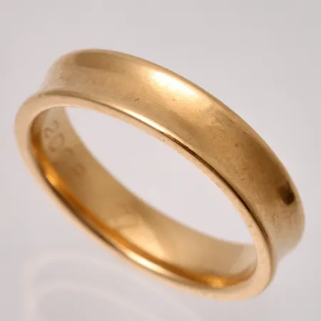 Diverse defekt guld, 18K, 7,61g.