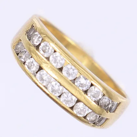 Ring med vita stenar stl 17¼ bredd 4-5mm 18K Vikt: 6,5 g