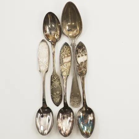 5 skedar 12,5-13cm slitage silver  Vikt: 72,7 g