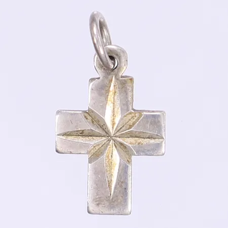 Hänge kors längd inkl ögla 22mm bredd 12mm platina
