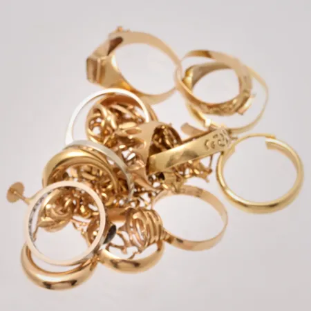 Diverse defekt guld, 18K, 41,02g.
