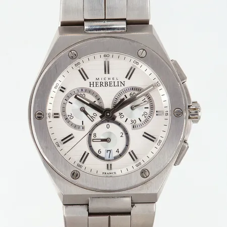 Herrur Michel Herbelin cap camarat quartz Ø42mm kronograf ref-nr:37645, stål stålarmband repor inga tillbehör.