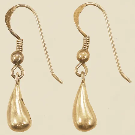 Örhängen längd 28,8mm bredd 5,6mm, silver 925/1000 Vikt: 3,7 g