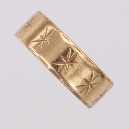 Ring mönstrad stl: 18½, bredd ca 19mm 18K Vikt: 3 g